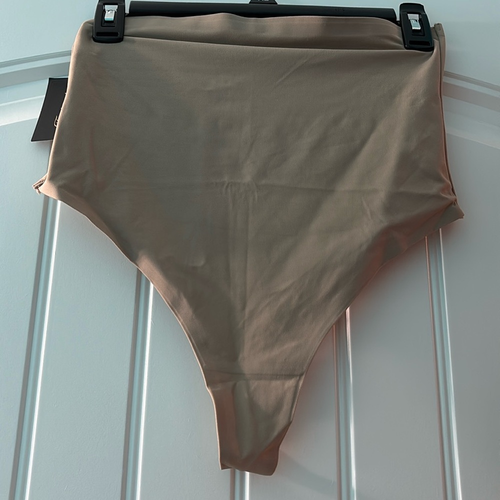 NWT nude Frederick’s of Hollywood thong shapewear
